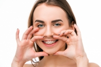 Jak dbać o higienę jamy ustnej podczas leczenia ortodontycznego?