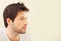 Skuteczne sposoby na walkę z łysieniem u mężczyzn